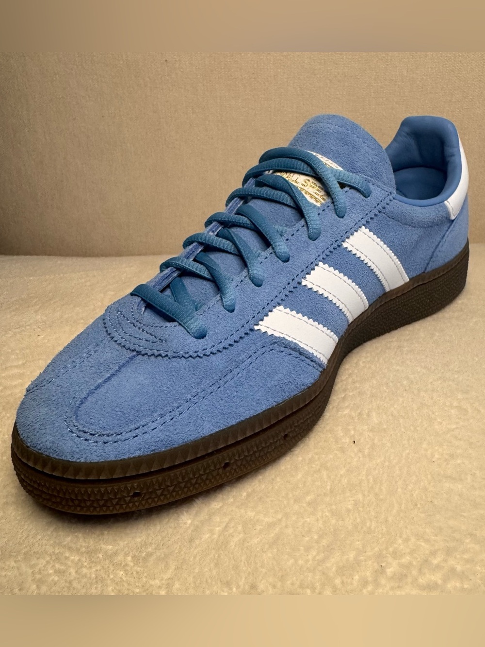 (NWOT)Adidas Handball Spezial (Light Blue) youth size 4.5/ women 6.5